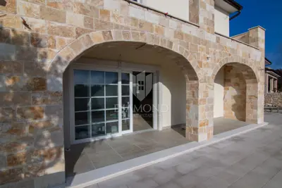 House for sale in Krk, 170 m² - 2