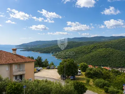 Stan 54 m², Rabac - pogled na more i terasa - 3