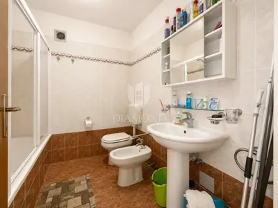 Stan 54 m², Rabac - pogled na more i terasa - 7
