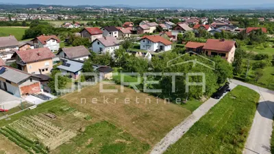 Building land 580 m², Turanj - near the center of Karlovac - 2