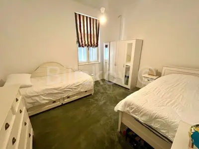 Split, Grad trosoban 117 m², 3 terase, vrt, garaža, pomoćna kuća - 10