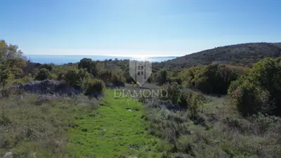 Građevinsko zemljište 2.859 m², Labin - otvoren pogled na more - 2