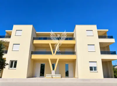 Stan 77,8 m², Vodice - 2 spavaće sobe, vrt - 4