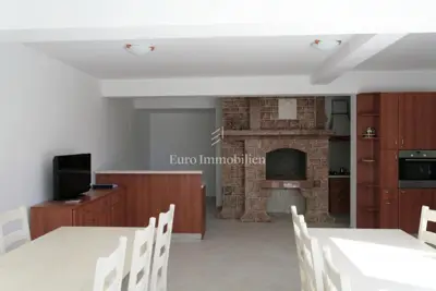 Haus zum Kauf in Betina, 754 m² - 15