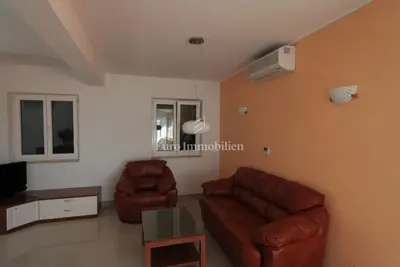Haus zum Kauf in Betina, 754 m² - 21