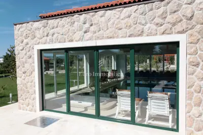 Haus zum Kauf in Betina, 754 m² - 11