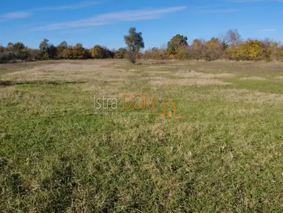 Agricultural land 5,864 m², Butkovići - asphalt access - 5