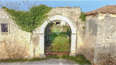 Palace in Šišan, a historic estate from the 16th century