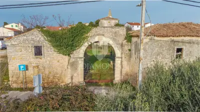 Palace in Šišan, a historic estate from the 16th century - 13