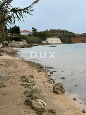 Building plot 2,351 m², Privlaka - second row from the sea - 2