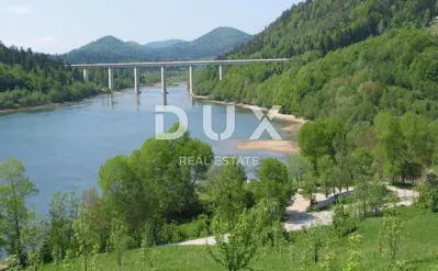 Grundstück 22.957 m², Fužine - in der Nähe des Bajer-Sees
