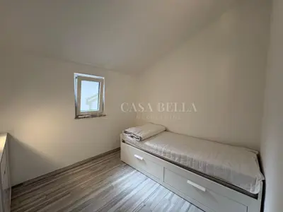 Wohnung zur Miete in Mihotići, 100 m² - 7