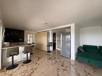 Wohnung zur Miete in Mihotići, 100 m² - 3