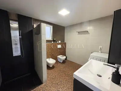 Wohnung zur Miete in Mihotići, 100 m² - 8