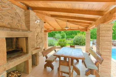 Stone villa 160 m², Dobrinj - pool and garden area - 10