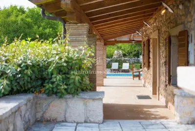 Stone villa 160 m², Dobrinj - pool and garden area - 6