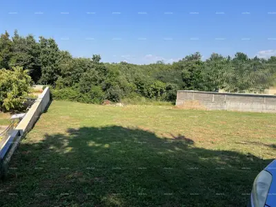 Baugrundstück 720 m², Kaštel - ruhige Lage