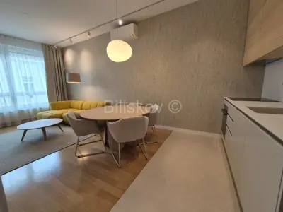 Stan 62 m², Donji grad, luksuzno uređen i svijetao