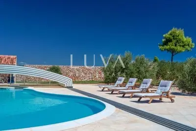 Vila 280 m², Hvar - pogled na more i privatnost - 12