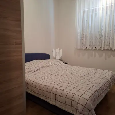 House 120 m², Labin - quiet neighborhood and greenery - 13