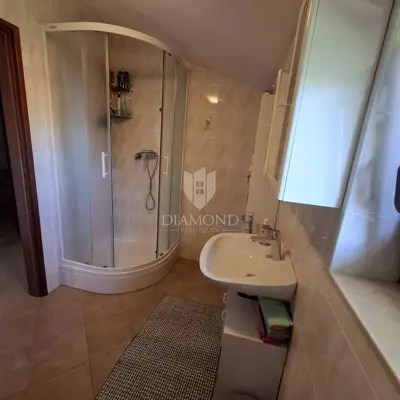House 120 m², Labin - quiet neighborhood and greenery - 21