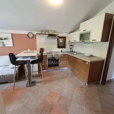 House 120 m², Labin - quiet neighborhood and greenery - 17