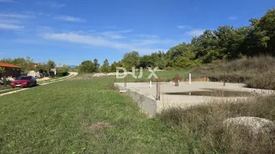 Land, Labin - final permit and construction started - 2