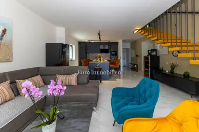 House for sale in Brodarica, 290 m² - 5