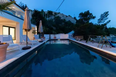 House for sale in Brodarica, 290 m² - 18