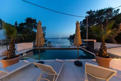 House for sale in Brodarica, 290 m² - 19