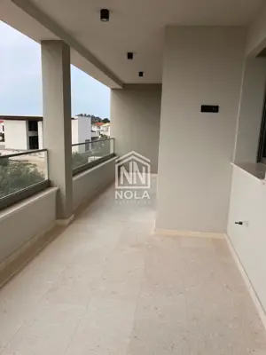 Stan 94 m², Tribunj - pogled na more i terasa - 2