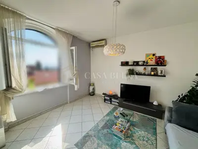 Stan u Opatiji - Centar, povijesna vila i elegancija