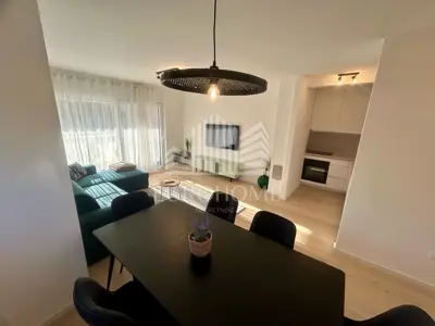 BORIK, VITRENJAK- Namješten dvosoban stan u prizemlju, 84 m² - 6
