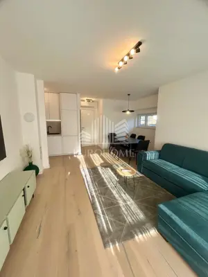 Stan 215 m², Borik - uz more i privatno dvorište