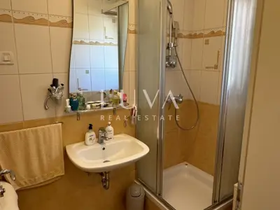 Dvojna kuća 275 m², Nin - blizu plaže i mirna slijepa ulica - 16