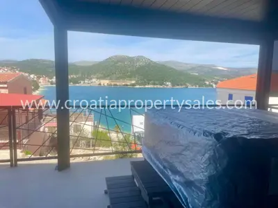 Apartment, Trogir, 107 m², 2-bedroom, 566 498 € - 3