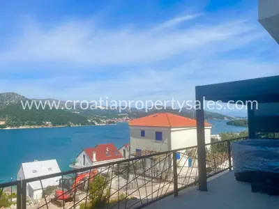 Apartment, Trogir, 107 m², 2-bedroom, 566 498 € - 1