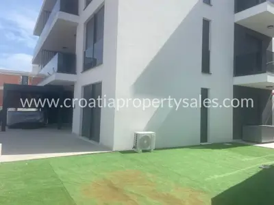 Apartment, Trogir, 107 m², 2-bedroom, 566 498 € - 5