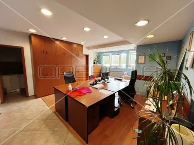 Poslovni prostor 48 m², Ploče - prenamjena u stan - 2