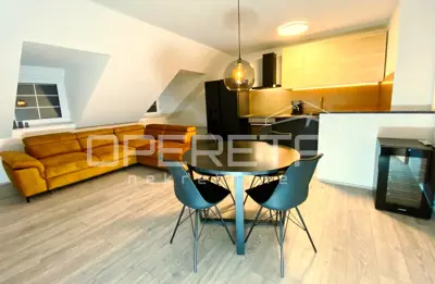 Apartment for rent in Centar, 90 m²