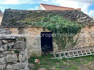 Kuća, Brač, 107 m², 160 000 € - 7