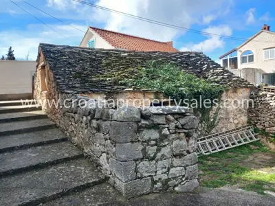 Kuća, Brač, 107 m², 160 000 € - 9