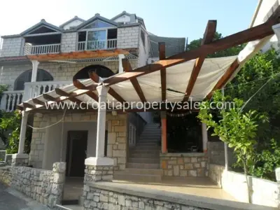 House 360 m², Korčula Island - quiet location by the sea - 2