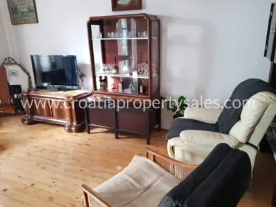 House 360 m², Korčula Island - quiet location by the sea - 7
