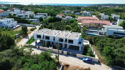 Doppelvilla 220 m², Zaton - beheizter Pool und Sauna - 10