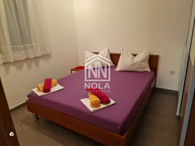 Haus 170 m², Vodice - ruhige Lage und großes Grundstück - 13