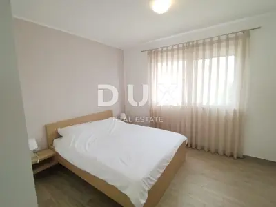 Haus 172 m², Pula, Centar - Pool, Terrasse und Parkplatz - 18