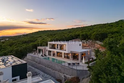 Kostrena, luksuzna moderna vila, 295,95 m², unutarnji bazen! - 2