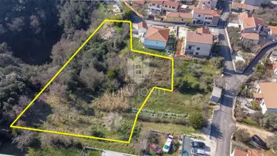 Građevinsko zemljište 2.910 m², Pula Centar - mirna lokacija