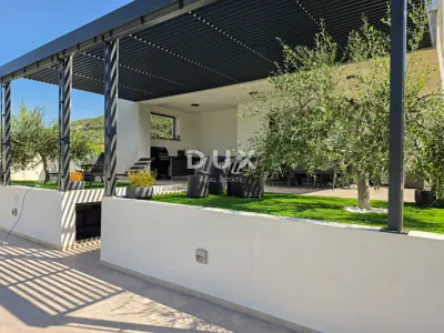 Rab, Banjol, kuća, 270 m², bazen, garaža - 15